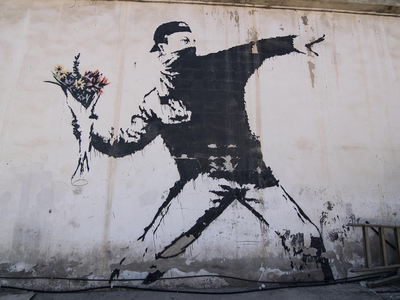 Bansky perdio su marca Flower Thrower